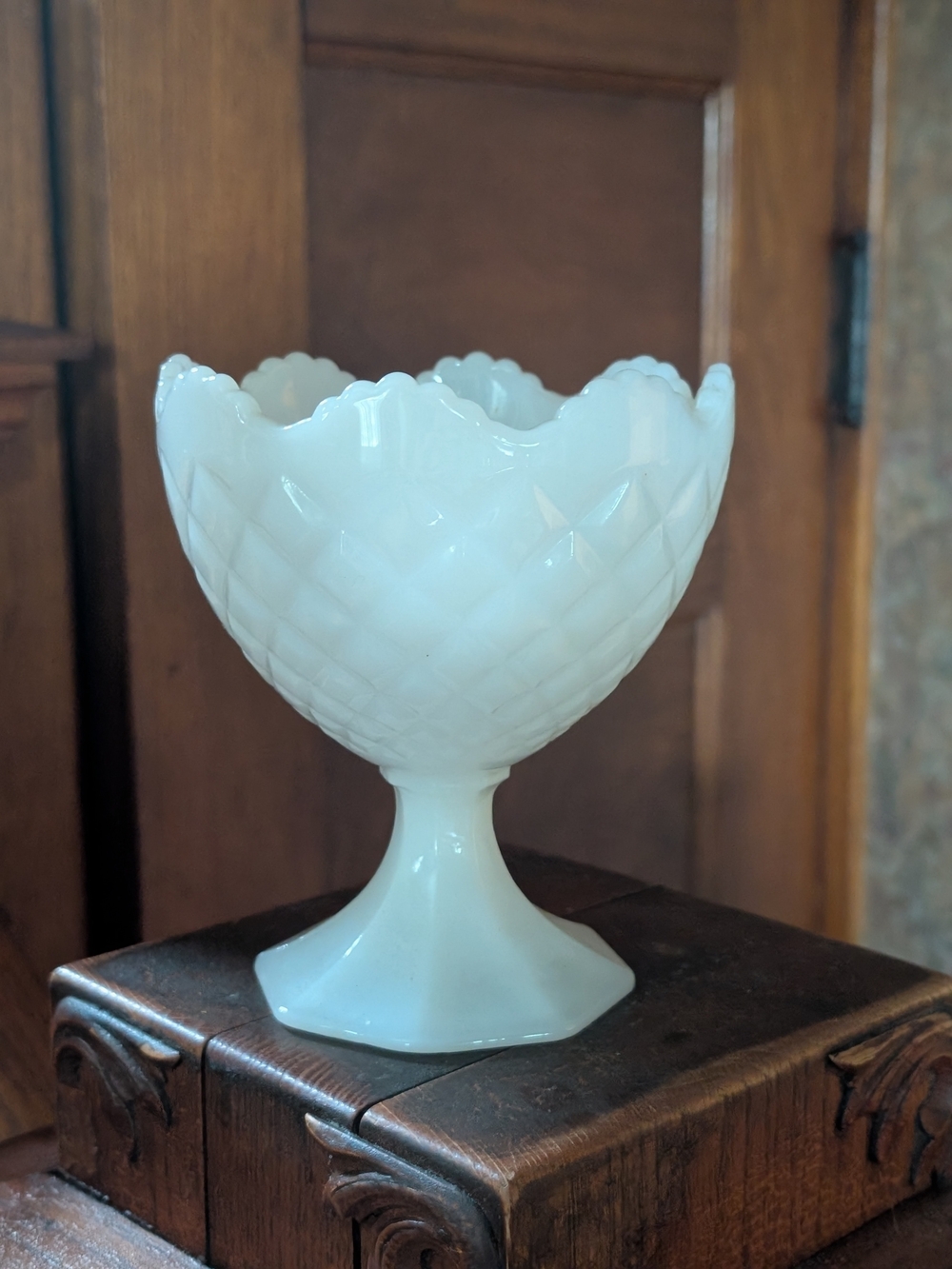 VTG Napco 1184 White Milk Glass Candy Dessert Dish Goblet Clevland Ohio USA